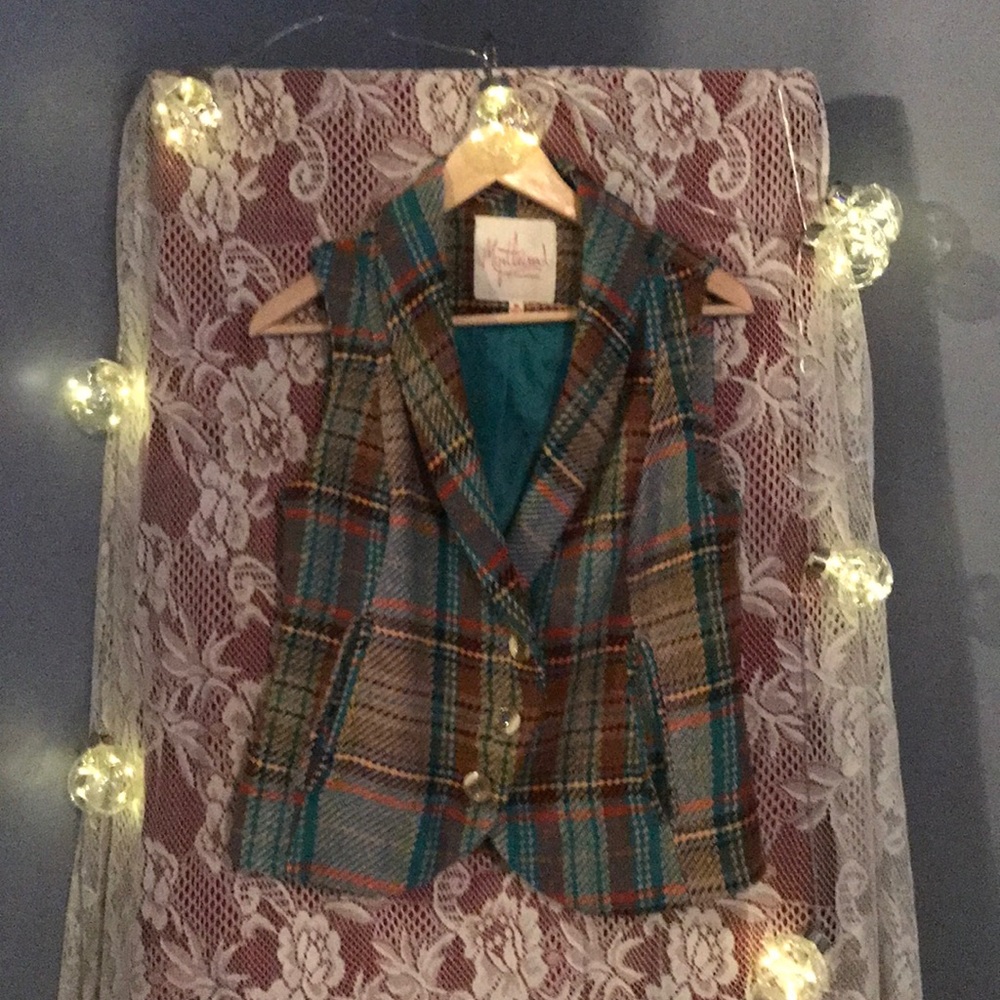 Stylish Plaid Vest